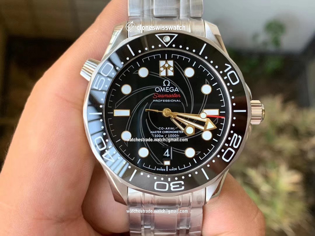 OMG0671A - Seamaster 300m James Bond 007 SS/SS OMF A8800 OMG0671A - Seamaster 300m James Bond 007 SS/SS OMF A8800