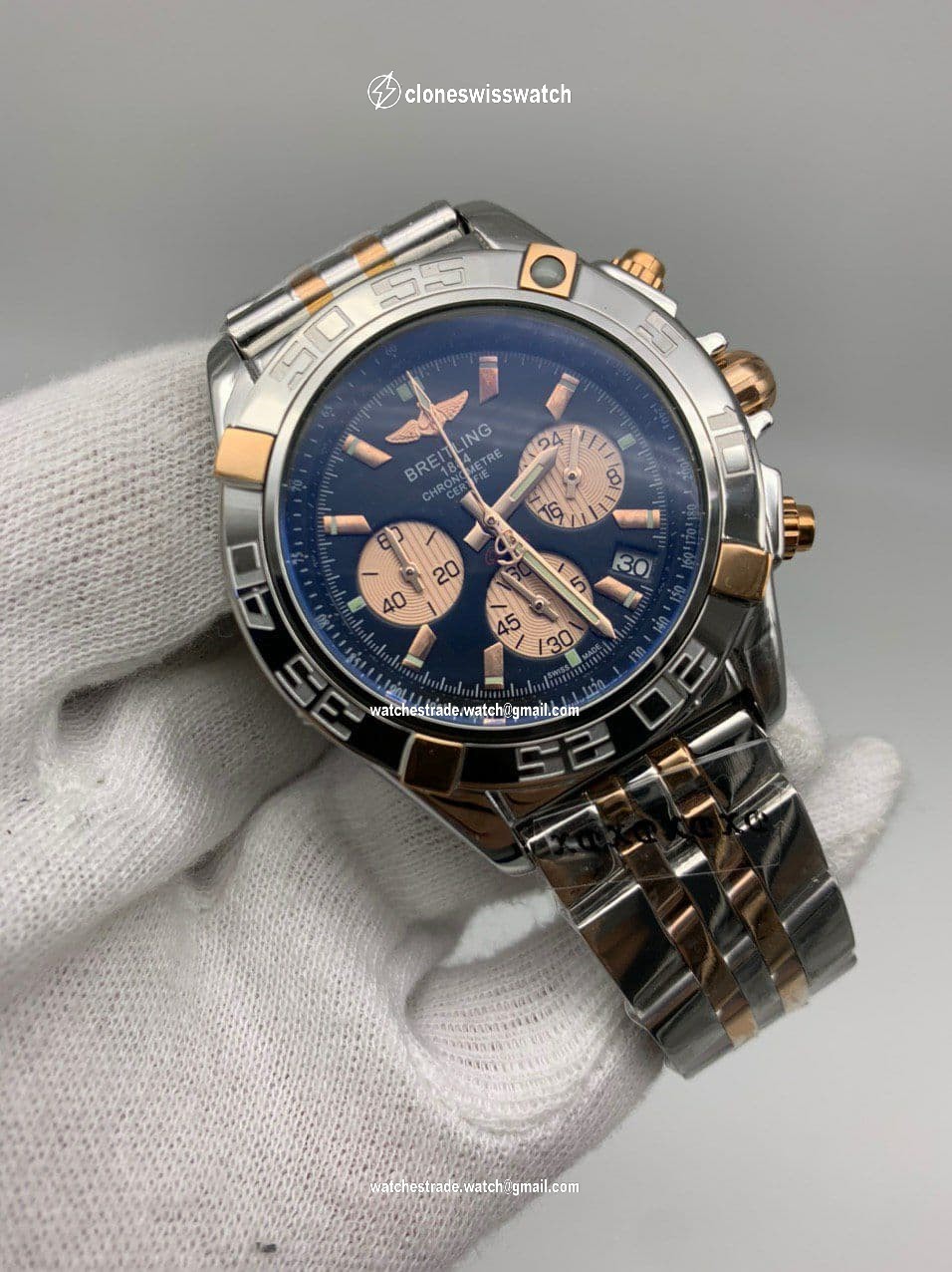 Breitling Avenger Silver Gold Chrono High Version on SS Strap Breitling Avenger Silver Gold Chrono High Version on SS Strap