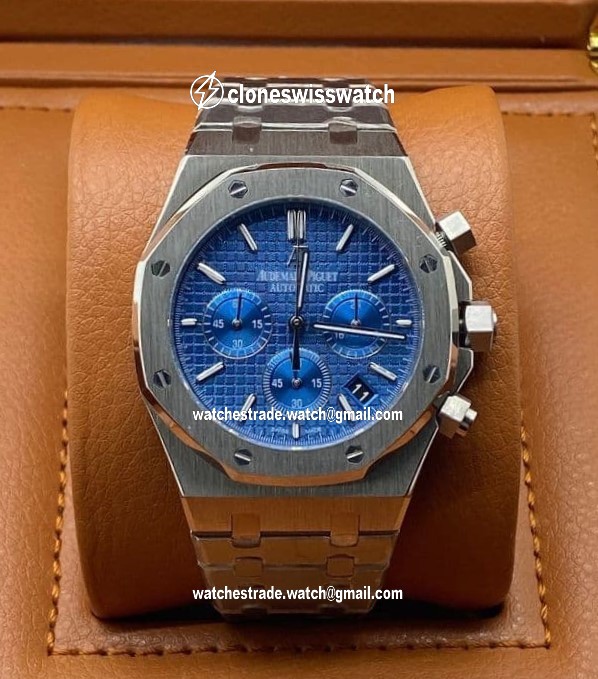 Audemars Piguet Blue Dial Chrono High Version on SS Strap Audemars Piguet Blue Dial Chrono High Version on SS Strap