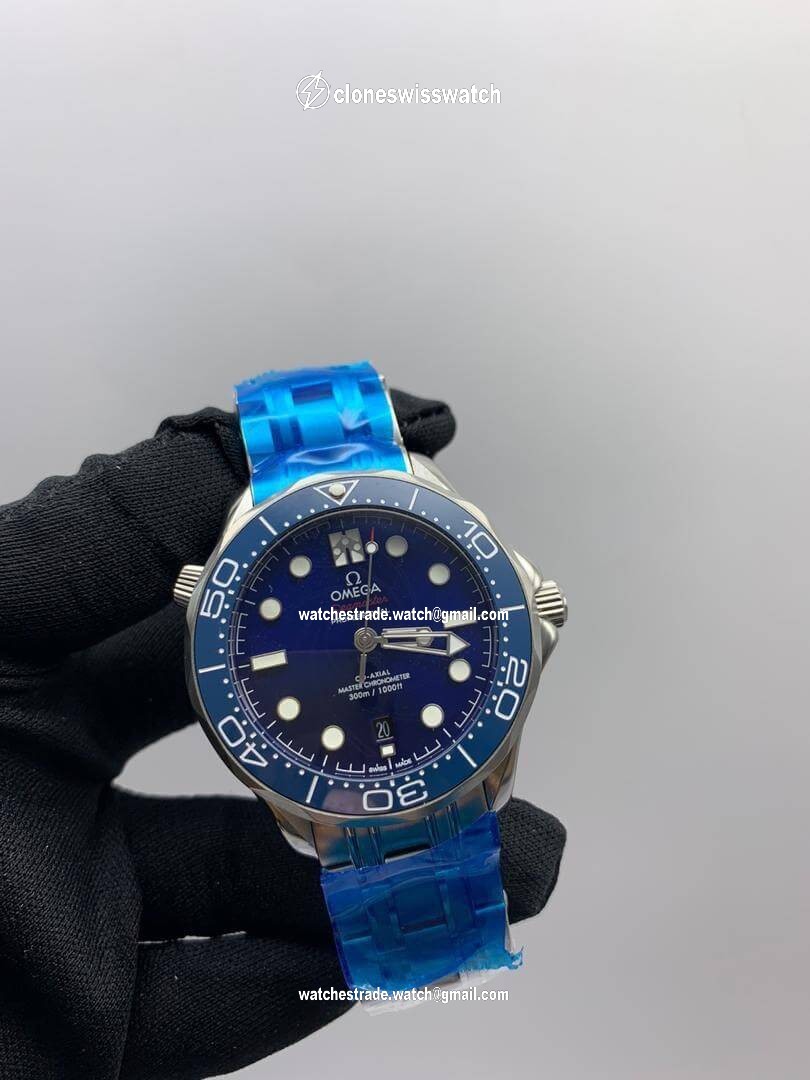 Omega Seamaster Diver Blue Dial Omega Seamaster Diver Blue Dial