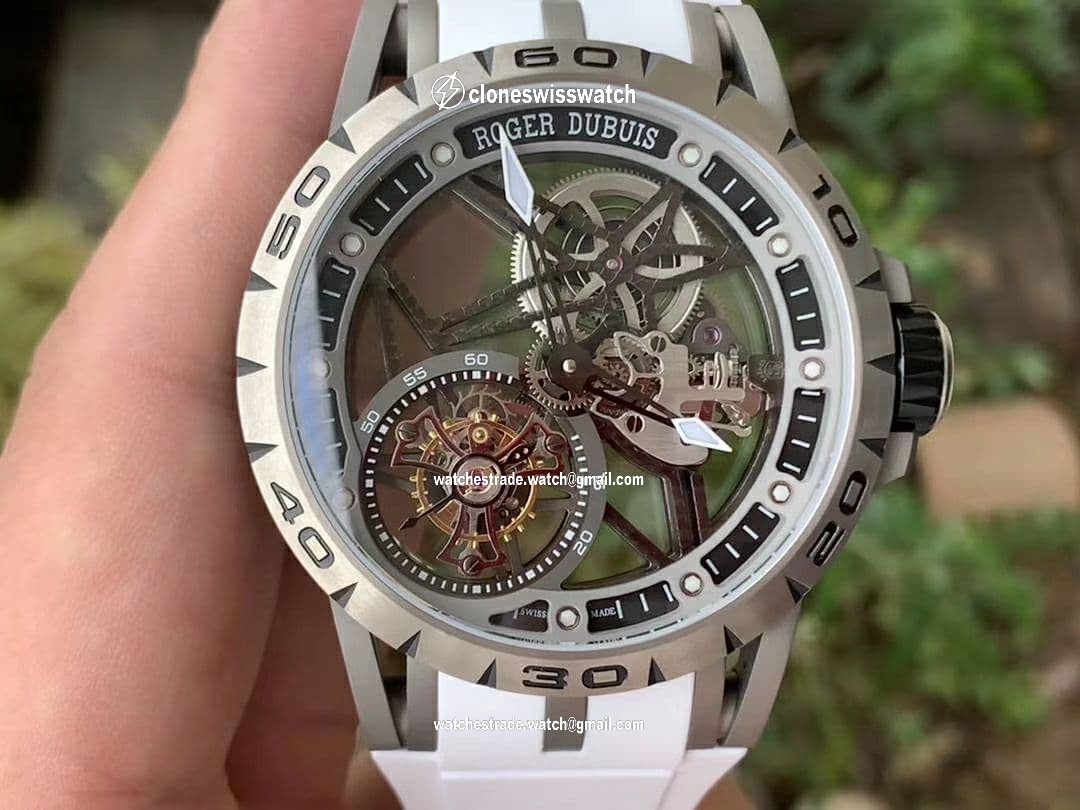 Roger Dubuis G041C - Excalibur Spider Skele Flying Tourb TI/RU White BBR Roger Dubuis G041C - Excalibur Spider Skele Flying Tourb TI/RU White BBR