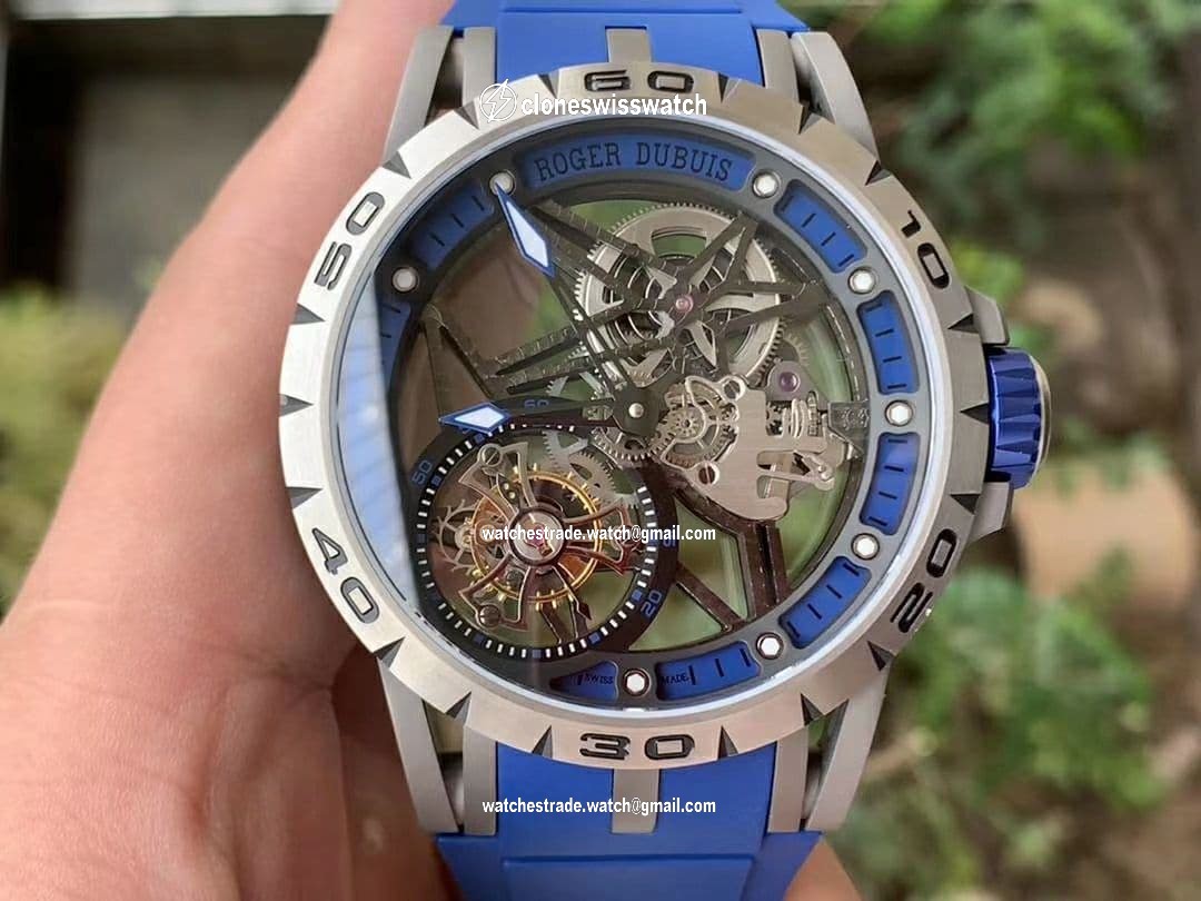 Roger Dubuis G041C - Excalibur Spider Skele Flying Tourb TI/RU Blue BBR Roger Dubuis G041C - Excalibur Spider Skele Flying Tourb TI/RU Blue BBR