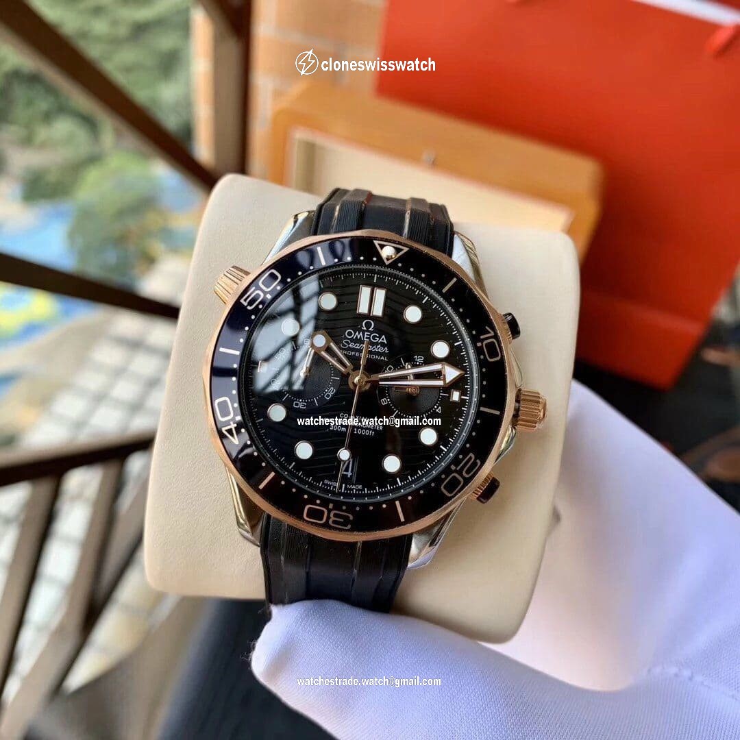 Omega Seamaster Black Dial Gold Case on Black Rubber Strap Chrono Omega Seamaster Black Dial Gold Case on Black Rubber Strap Chrono