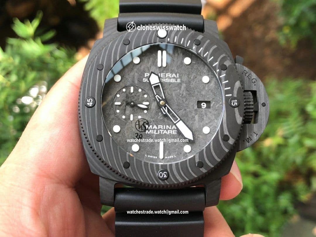 PAM979 Carbotech VSF Best Edition Carbon Dial on Rubber Strap P.9010 Clone PAM979 Carbotech VSF Best Edition Carbon Dial on Rubber Strap P.9010 Clone