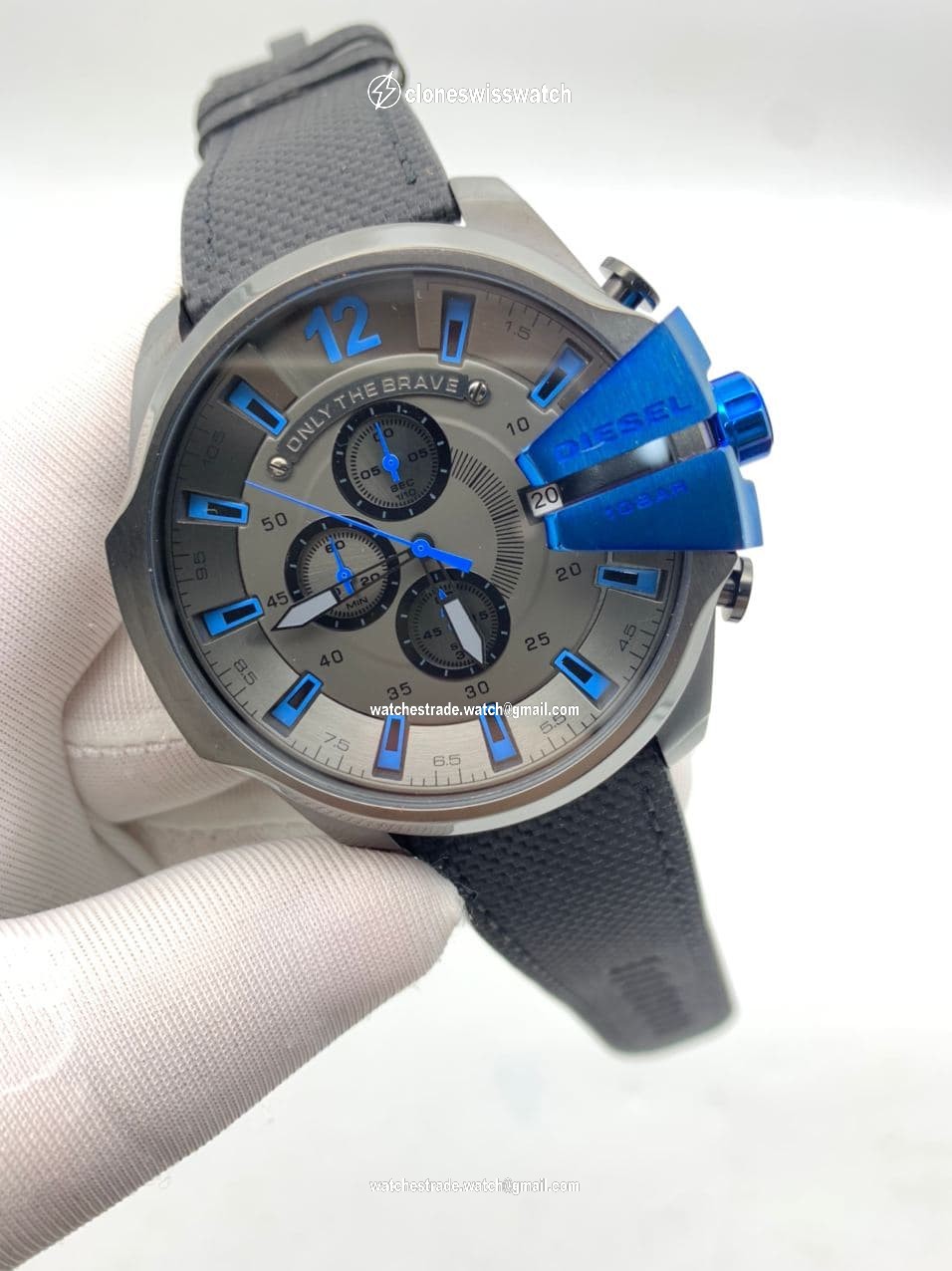 Diesel Full Grey Case Blue On Grey Leather Strap Diesel Full Grey Case Blue On Grey Leather Strap