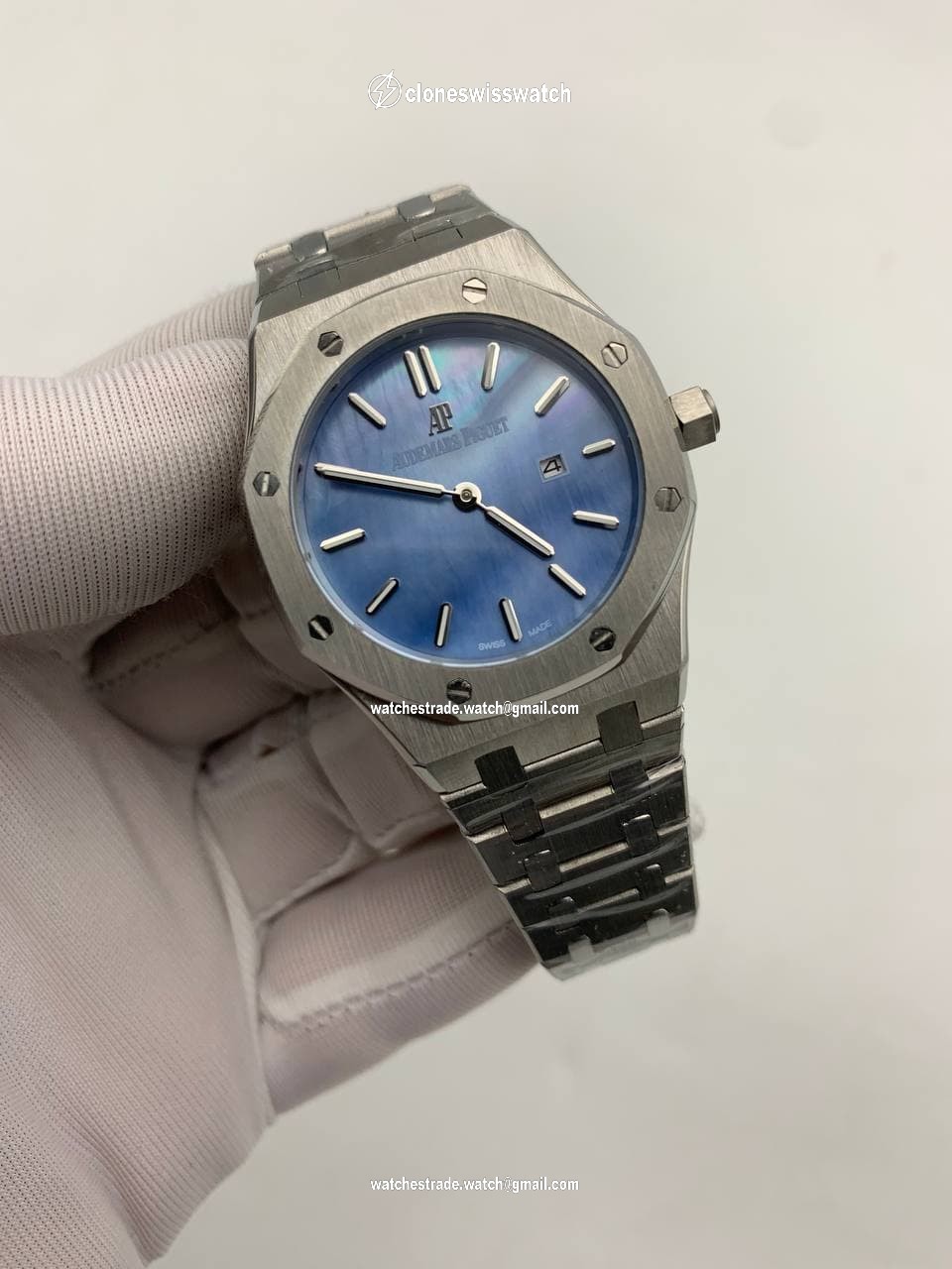 Audemars Piguet Royal Oak 38mm Blue Dial SS Audemars Piguet Royal Oak 38mm Blue Dial SS
