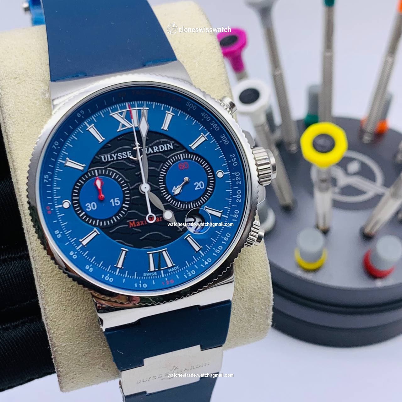 UN Maxi Marine Blue Dial Silver Case on Blue Rubber Strap UN Maxi Marine Blue Dial Silver Case on Blue Rubber Strap