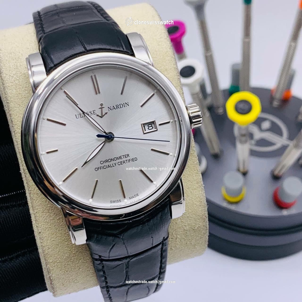UN Classic White Dial Silver Case on Black Leather Strap UN Classic White Dial Silver Case on Black Leather Strap