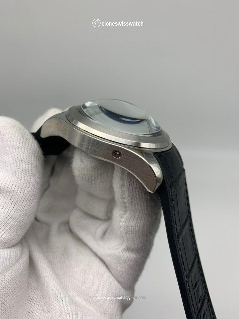 Corum Babble Solid Steel Chrono back Corum Babble Solid Steel Chrono back
