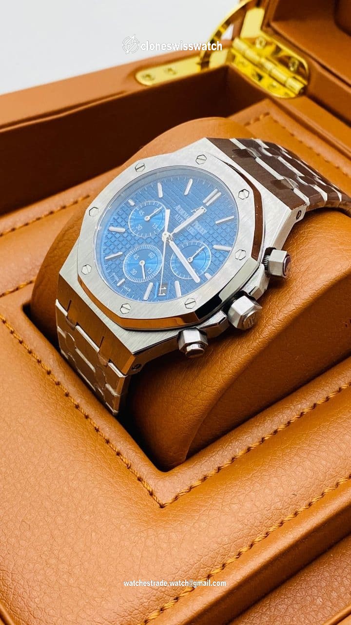 Audemars Piguet Blue Dial Chrono High Version on SS Strap back Audemars Piguet Blue Dial Chrono High Version on SS Strap back