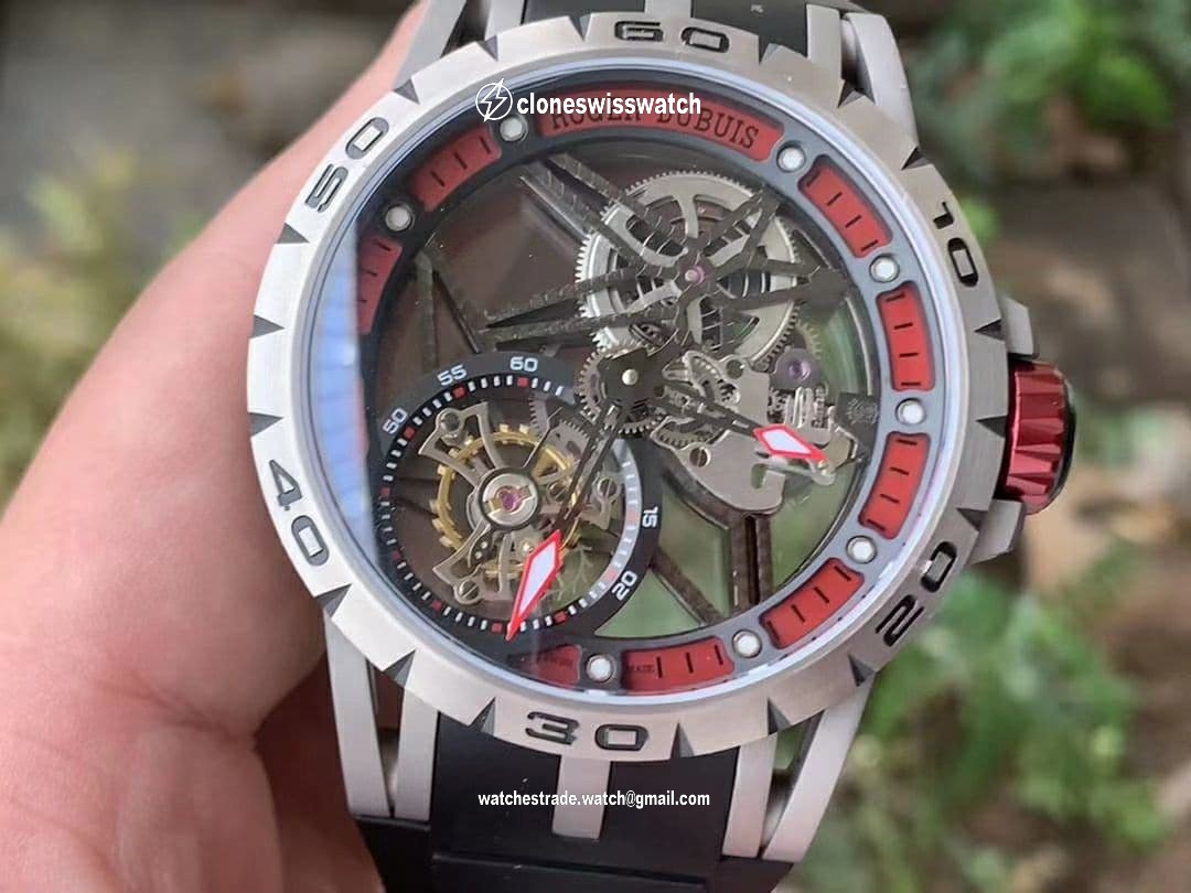 Roger Dubuis G041C - Excalibur Spider Skele Flying Tourb TI/RU Red BBR back Roger Dubuis G041C - Excalibur Spider Skele Flying Tourb TI/RU Red BBR back