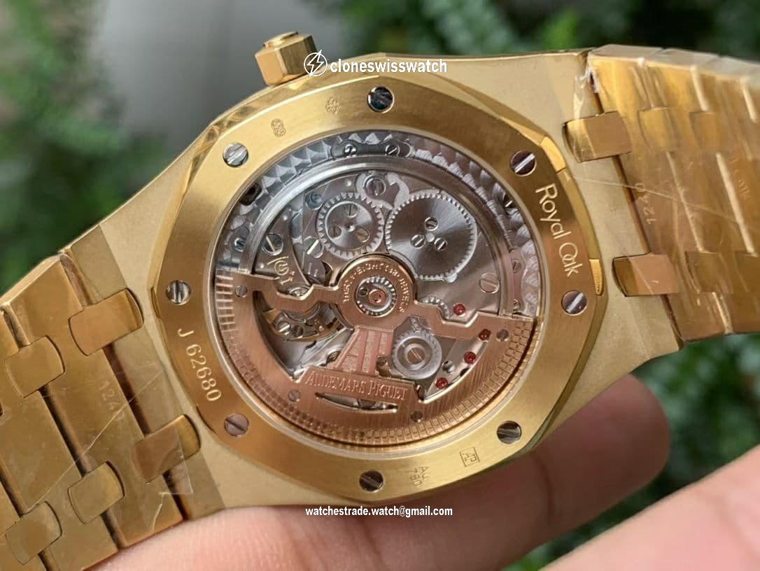 AP0633 - Royal Oak Jumbo 15202 YG/YG Gold KZF A2121 back AP0633 - Royal Oak Jumbo 15202 YG/YG Gold KZF A2121 back