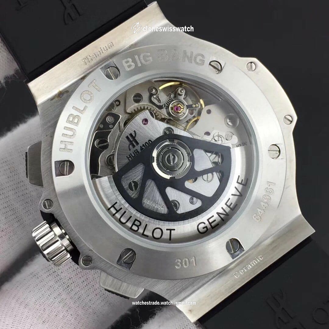 Big Bang Evolution 44mm SS Black Dial on Black Rubber Strap HUB4104 back Big Bang Evolution 44mm SS Black Dial on Black Rubber Strap HUB4104 back
