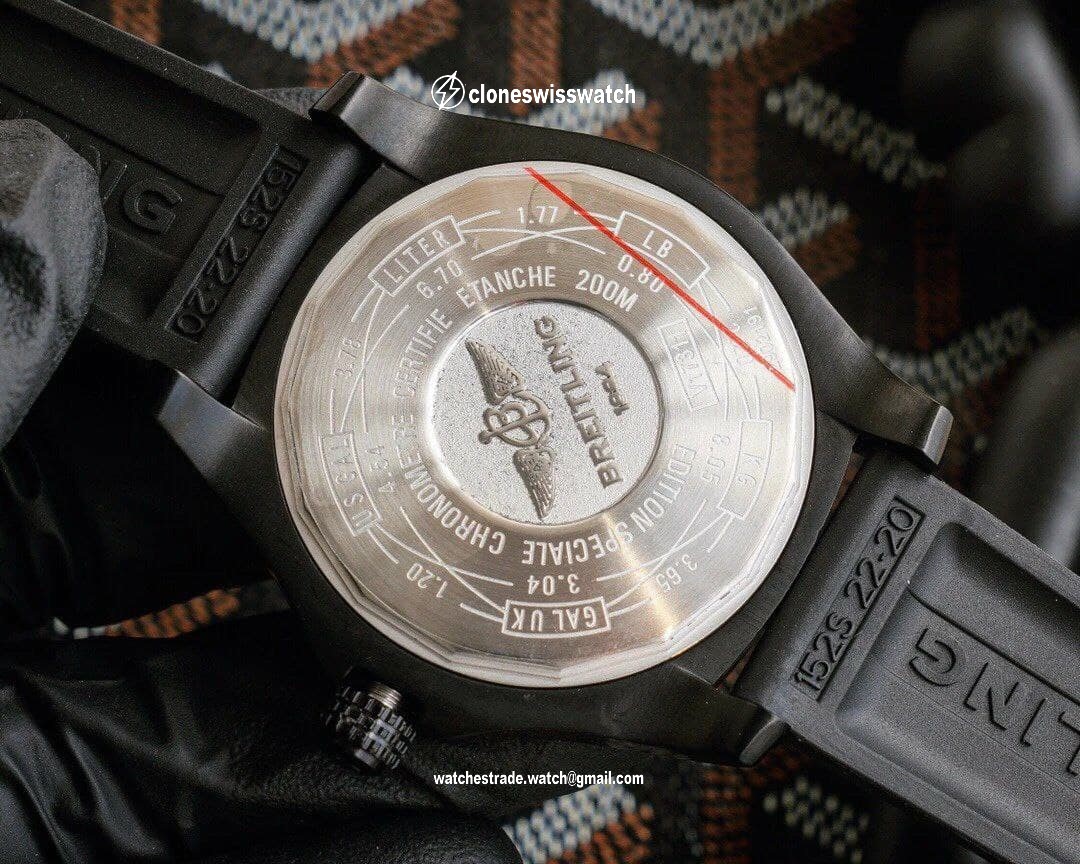 Breitling Avenger Black Dial on Black Rubber Strap back Breitling Avenger Black Dial on Black Rubber Strap back