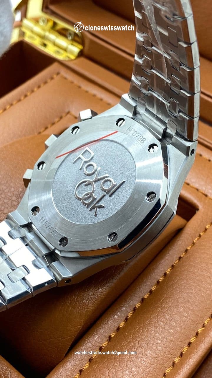 Audemars Piguet Royal Oak Chrono Silver Black Dial White Chrono