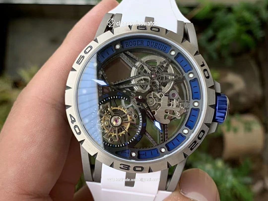 Roger Dubuis G041C - Excalibur Spider Skele Flying Tourb TI/RU Blue BBR