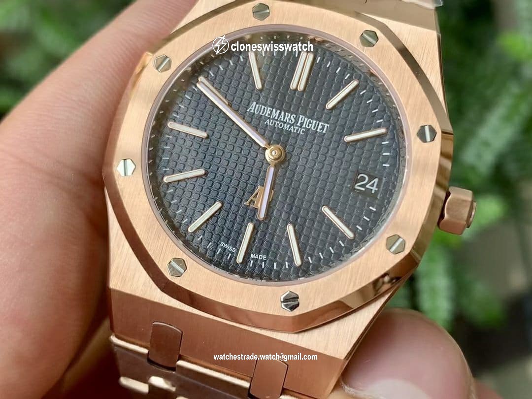 AP0637 - Royal Oak Jumbo 15202OR RG/RG Blue KZF A2121