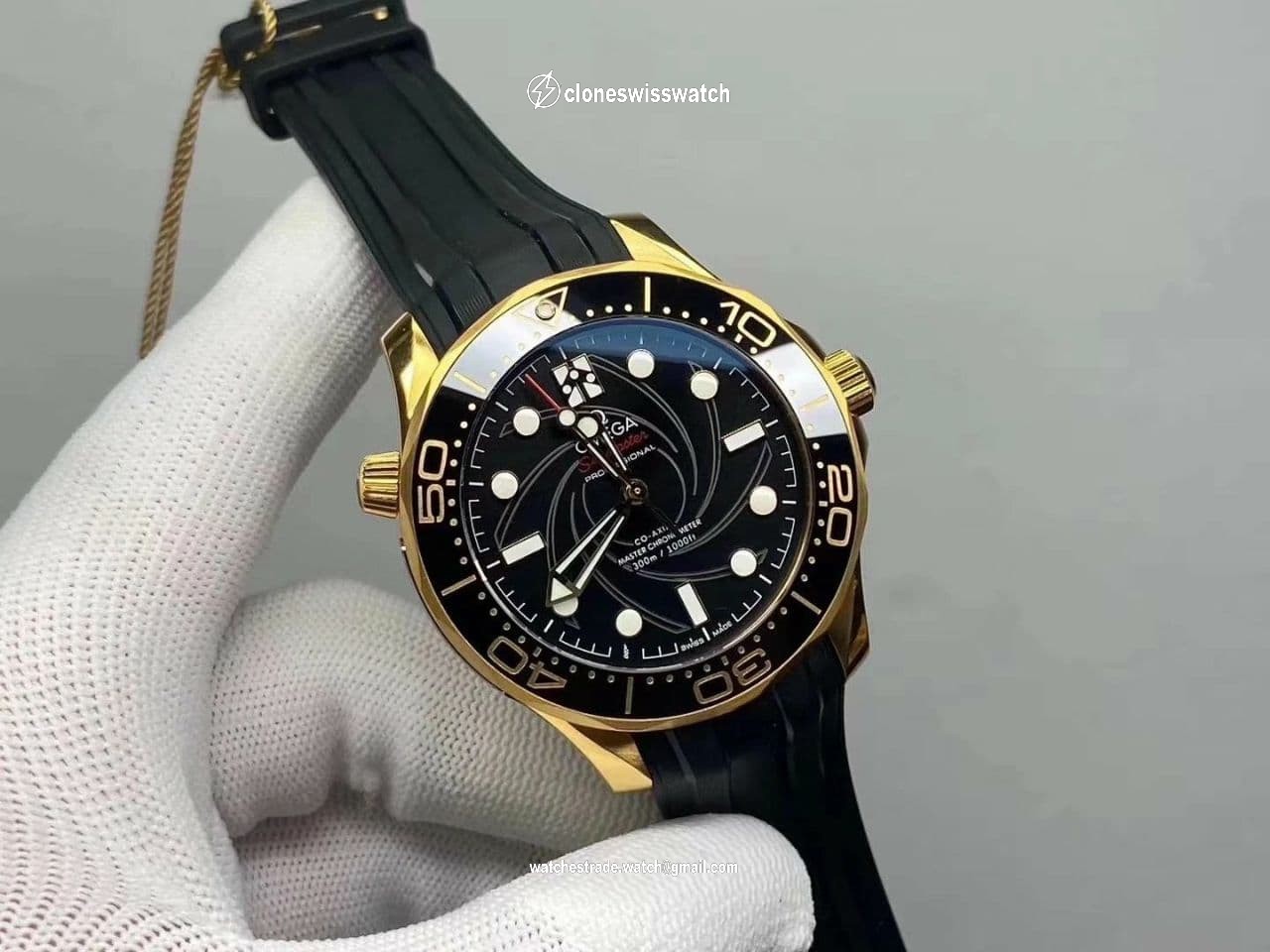 Omega Seamaster Diver 300M YG 007 James Bond VSF