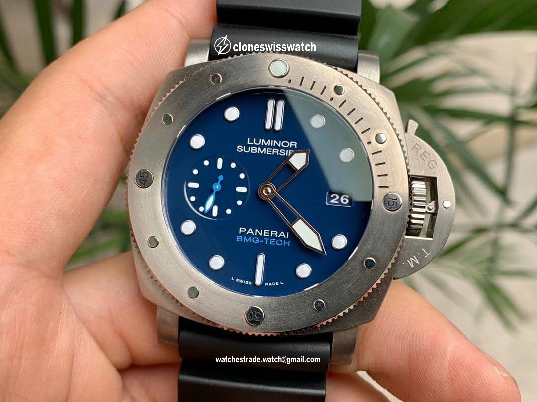 PAM692 T Titanium VSF 1:1 Best Edition on Black Rubber Strap P.9010 Super Clone