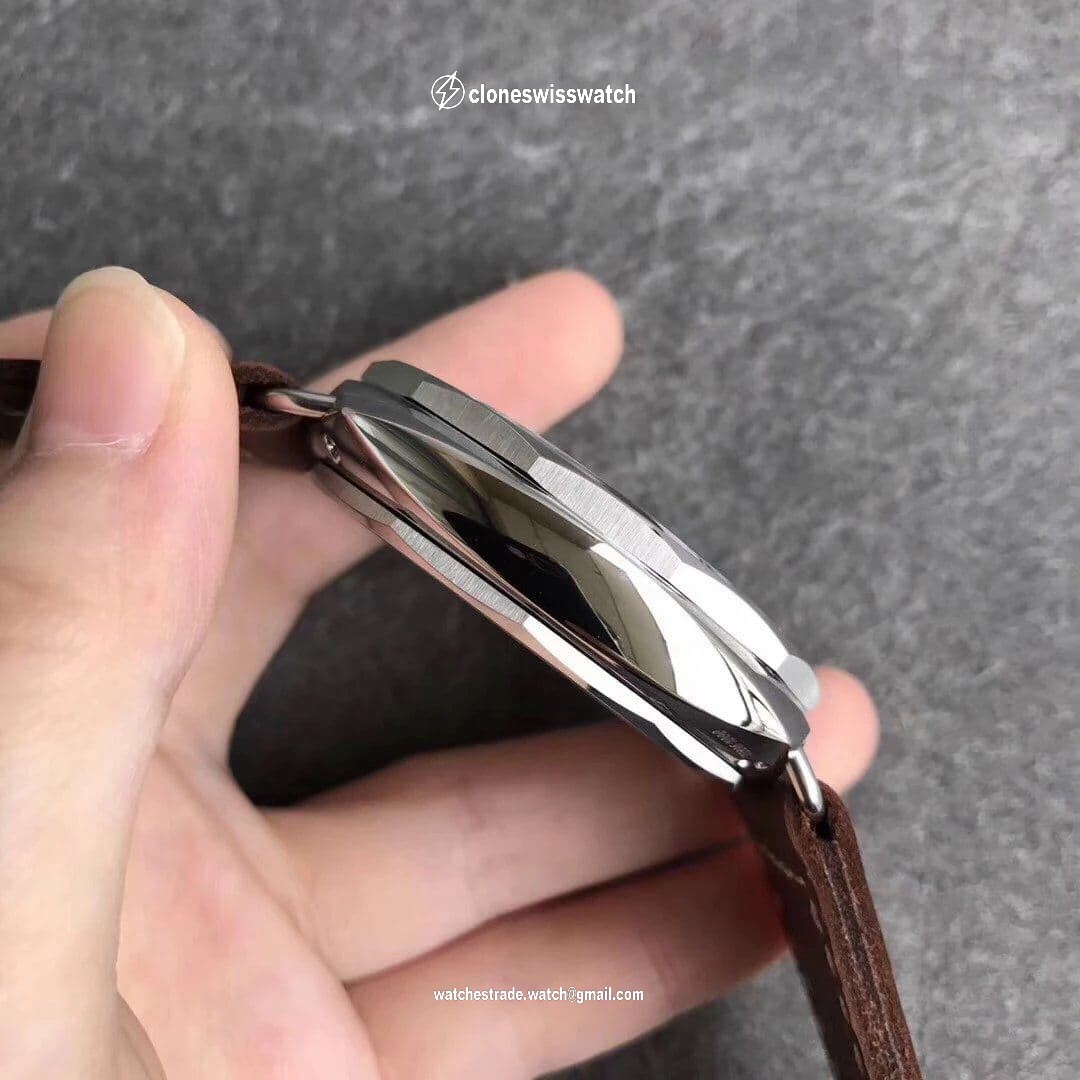 PAM685 Acciaio Brevettato ZF 1:1 Best Edition Black Dial on Brown Leather Strap P.3000 Super Clone