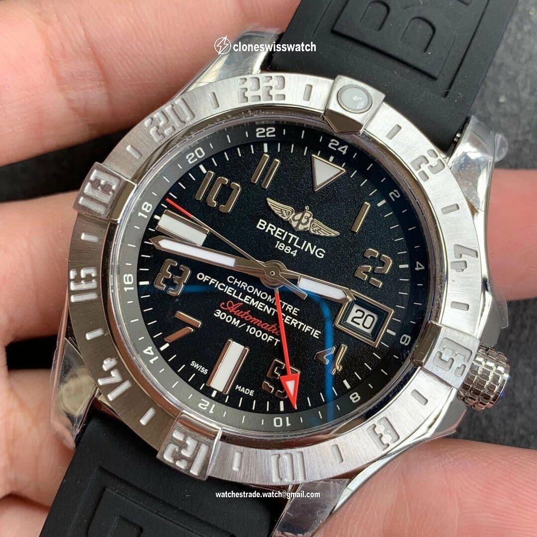 Avenger GMT SS GF 1:1 Best Edition Black Dial Roman Markers on Black rubber Strap A2836 V2