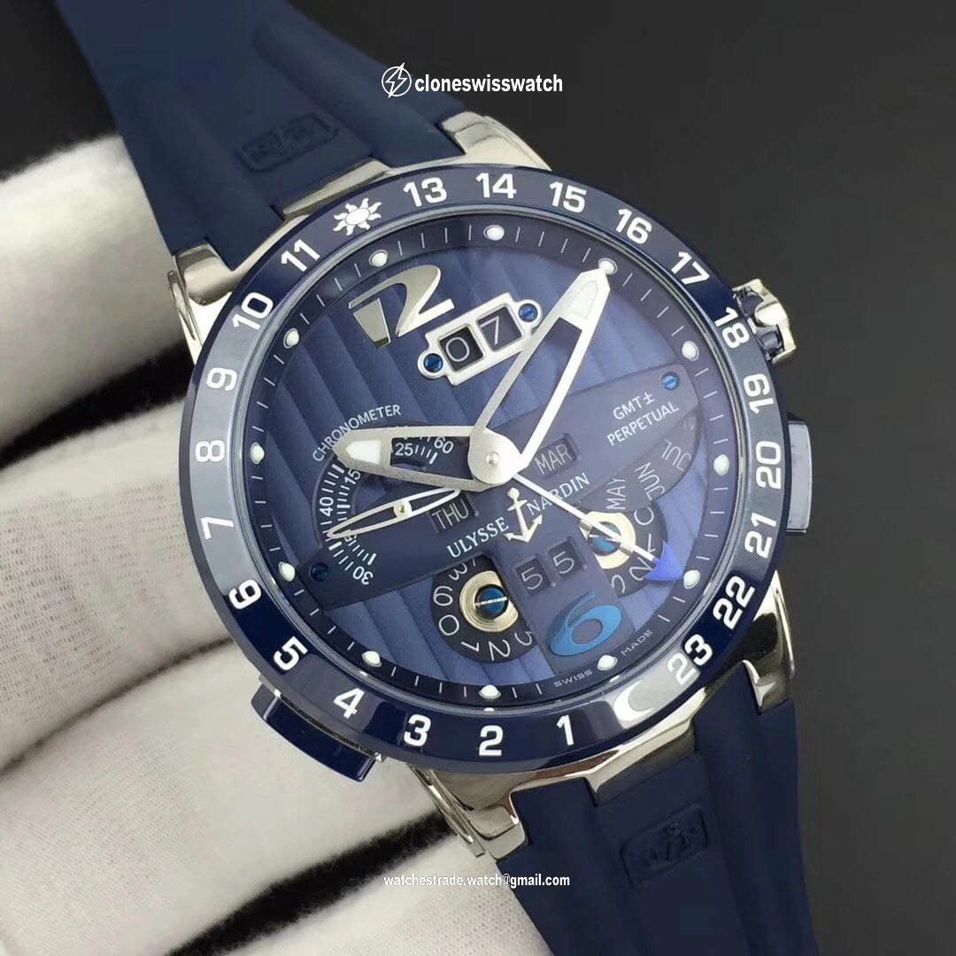 Executive El Toro SS TWA 1:1 Best Edition Blue Dial on Blue Rubber Strap Asian UN-32