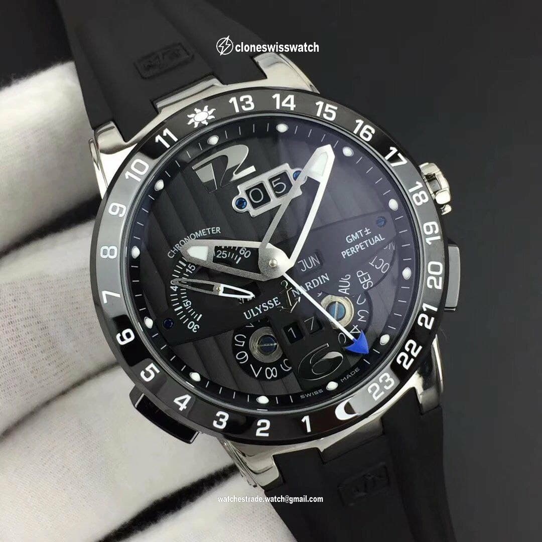 Executive El Toro SS TWA 1:1 Best Edition Black Dial on Black Rubber Strap Asian UN-32